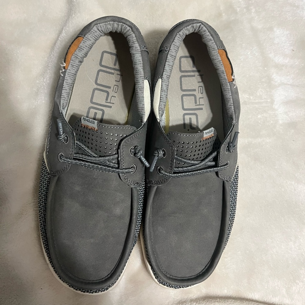Men’s Blue and Gray Hey Dudes